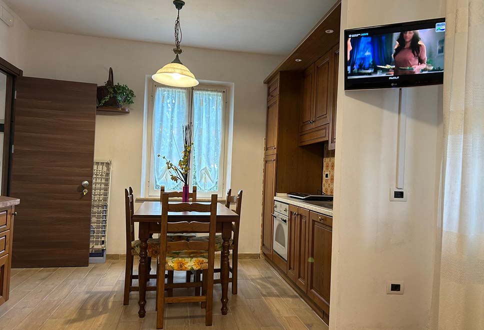 Agriturismo-Signorini-Camere-appartamento-marrone-02